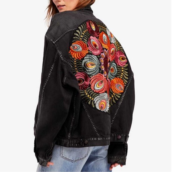 NWT PREMIUM Boho Embroidered Oversized Jean Jacket - Picture 4 of 8